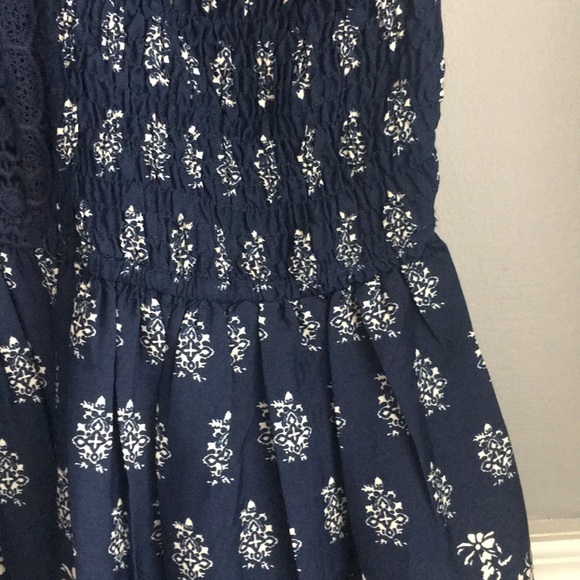 Sundress - Picture 4 of 6